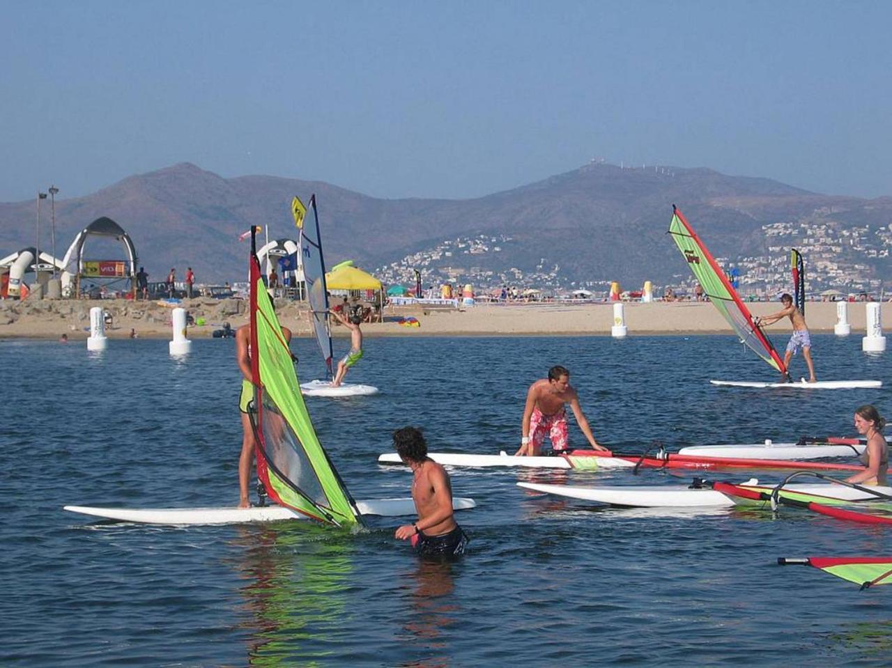 Apart-Rent Apartament Bahia 0015 Empuriabrava Buitenkant foto