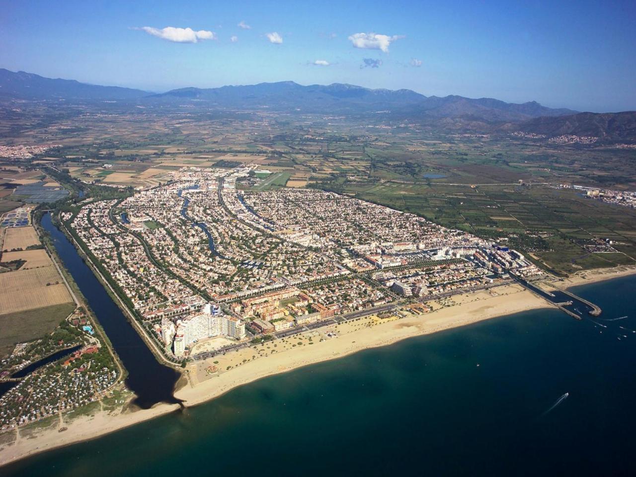 Apart-Rent Apartament Bahia 0015 Empuriabrava Buitenkant foto